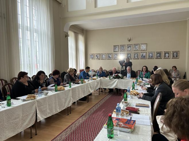 V Petrovci zasadala školská komisia 6
