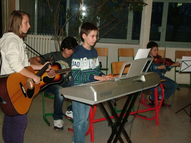 b_754_494_16777215_0_0_images_spravy_tvorba-a-priatelstvo_zaverecny-spolocny-program-02.jpg